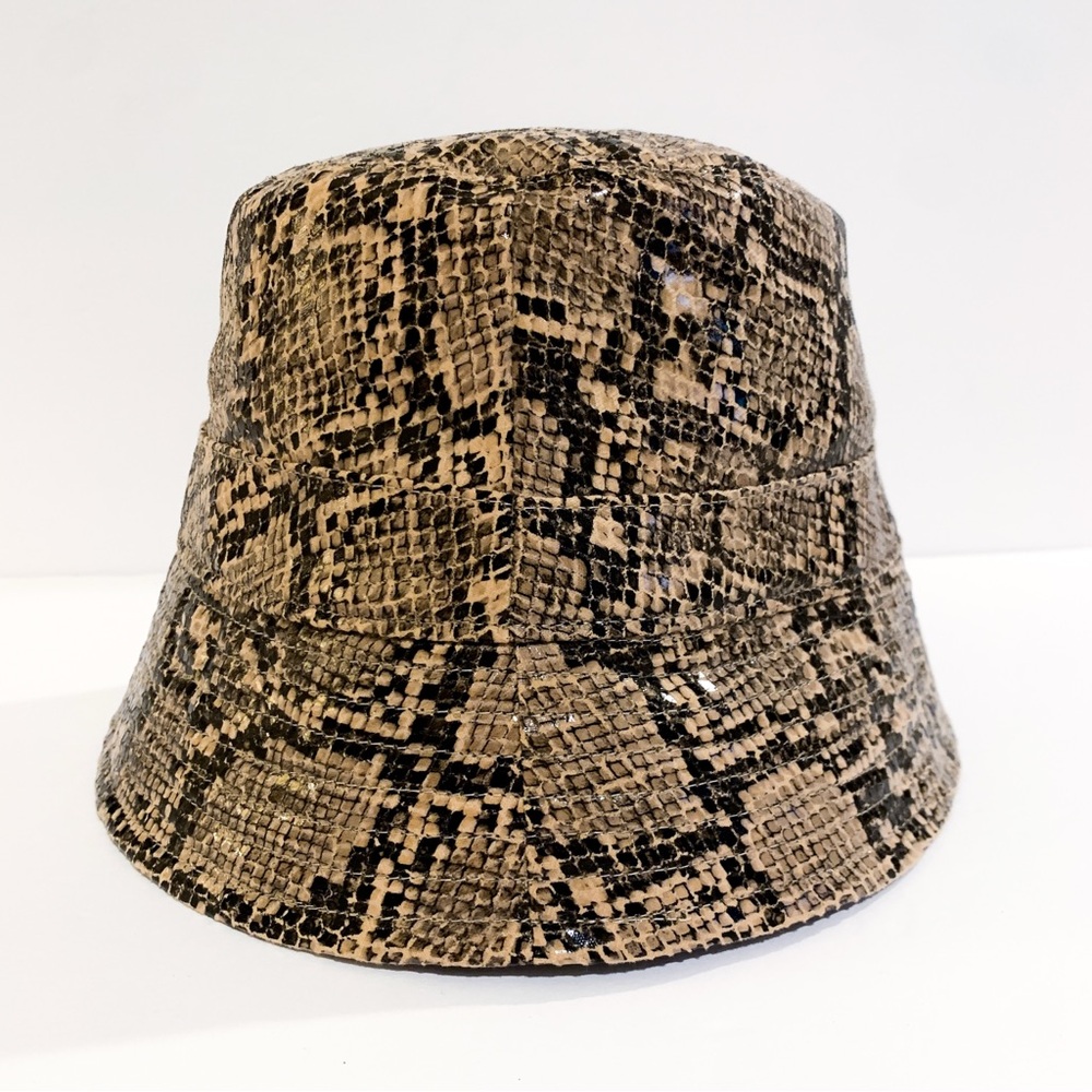 NWT Urban Outfitters Jade Snake Bucket Hat - Picture 5 of 10